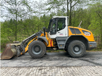 Pala gommata LIEBHERR L 526