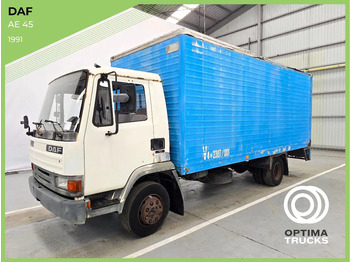 Autocarro furgonato DAF