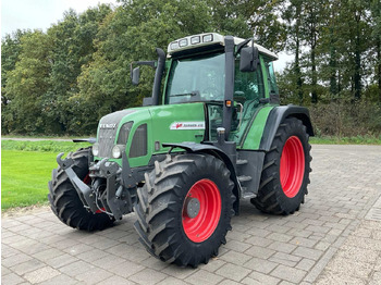 Trattore FENDT 400 Vario