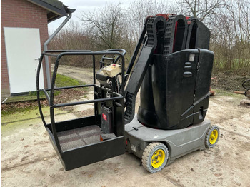 Piattaforma aerea JLG