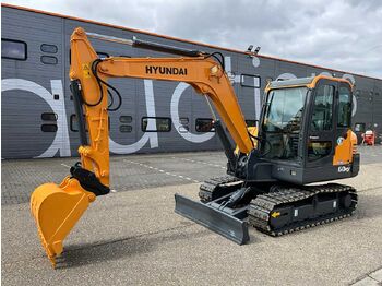 Escavatore HYUNDAI