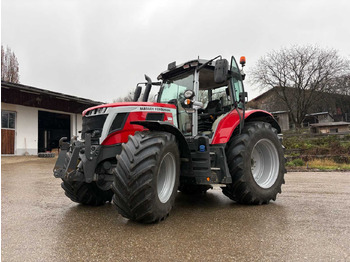 Trattore MASSEY FERGUSON 100 series