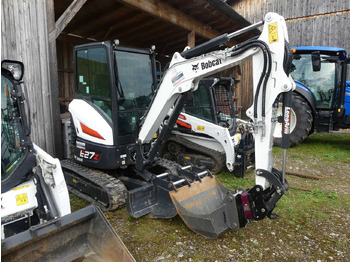 Miniescavatore BOBCAT E27