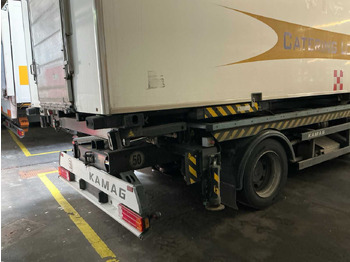 Camion 2002 MERCEDES-BENZ WBC22 CATERING TRUCK: foto 4 Camion 2002 MERCEDES-BENZ WBC22 CATERING TRUCK: foto 4