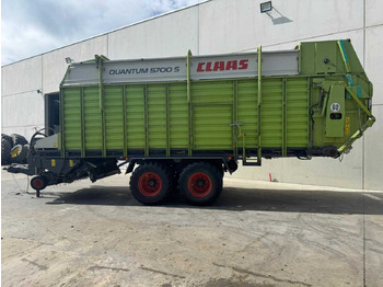 Macchina da fienagione CLAAS