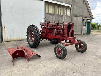 Trattore Farmall 400 “Benzine”: foto 2