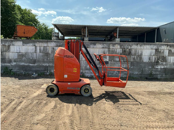 Piattaforma aerea JLG
