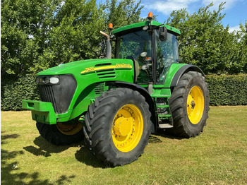 Trattore JOHN DEERE 7920