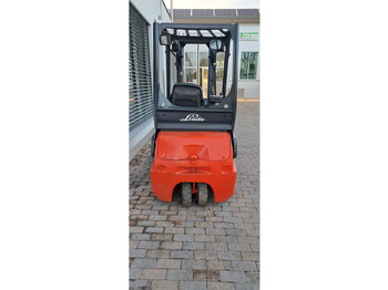 Carrello elevatore LINDE - E18C-02 - 2004 - FORKLIFT TRUCKS: foto 4 Carrello elevatore LINDE - E18C-02 - 2004 - FORKLIFT TRUCKS: foto 4