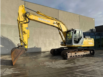 Escavatore NEW HOLLAND E215B