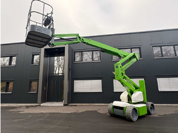 Piattaforma aerea NIFTYLIFT