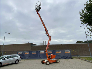 Piattaforma aerea NIFTYLIFT