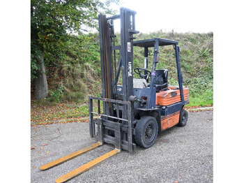 Carrello elevatore TOYOTA FD 25