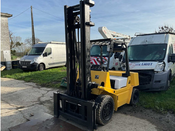 Carrello elevatore TCM