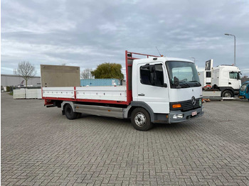 Camion MERCEDES-BENZ