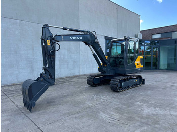 Escavatore cingolato VOLVO EC55D