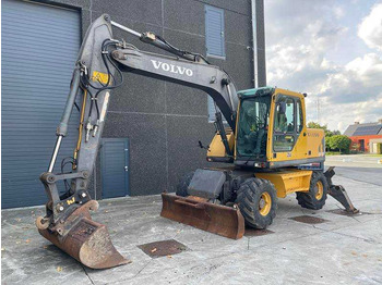 Escavatore gommato VOLVO EW140