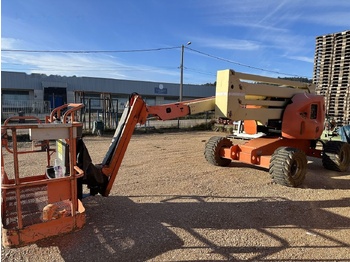 Piattaforma articolata JLG