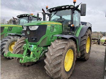 Trattore JOHN DEERE 6215R