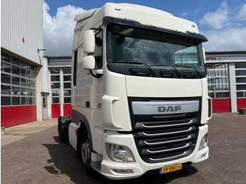 Trattore stradale DAF XF 460