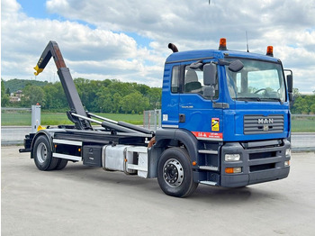 Autocarro scarrabile MAN TGA 18.310