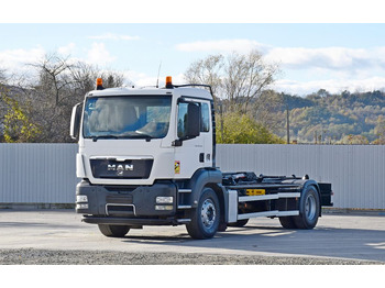 Autocarro scarrabile MAN TGS 18.320