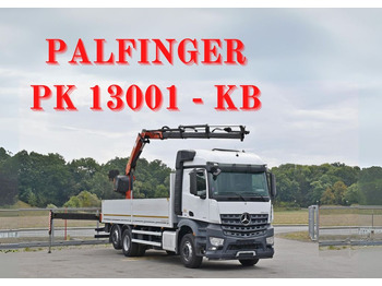 Camion con gru MERCEDES-BENZ Arocs