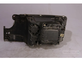 Fanale per Camion MAN 81251016688 Koplamp Re. TGX: foto 2 Fanale per Camion MAN 81251016688 Koplamp Re. TGX: foto 2