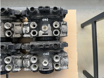 Ricambi freni per Camion EBS AXLE MODULATOR 2 MAN TGA-TGM-TGL: foto 4