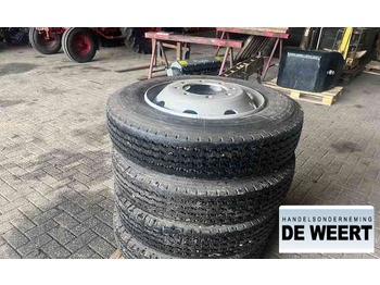 Cerchi e pneumatici per Macchina agricola Michelin 9R22.5 , 9 R 22.5: foto 3