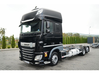 Camion centinato DAF XF 480