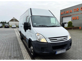 Furgone box IVECO Daily 35C15