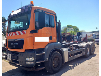 Autocarro con pianale/ Cassone fisso MAN TGS 26.440