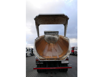 Autocarro ribaltabile Mercedes-Benz AROCS 3246 / 8x4 / WYWROTKA / TYLNOZSYP / EURO 6 / OPONY 100 %: foto 4 Autocarro ribaltabile Mercedes-Benz AROCS 3246 / 8x4 / WYWROTKA / TYLNOZSYP / EURO 6 / OPONY 100 %: foto 4