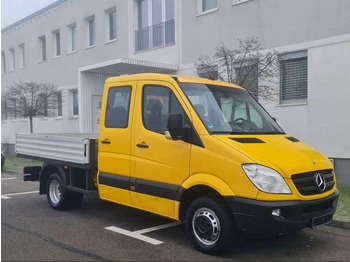 Autocarro con pianale/ Cassone fisso, Camion con gru Mercedes-Benz Sprinter 519 CDI Doka - Flatbed truck + crane: foto 2 Autocarro con pianale/ Cassone fisso, Camion con gru Mercedes-Benz Sprinter 519 CDI Doka - Flatbed truck + crane: foto 2