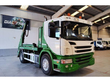 Autocarro multibenna SCANIA P 360