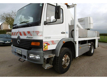 Camion MERCEDES-BENZ Atego 1318