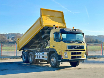 Autocarro ribaltabile VOLVO FM 440