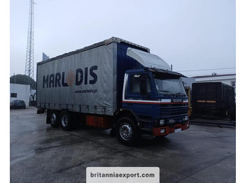 Camion centinato SCANIA P93