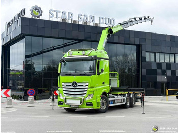 Camion con gru MERCEDES-BENZ Actros