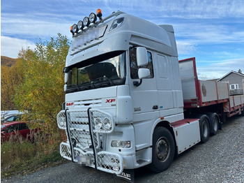 Trattore stradale DAF XF 105