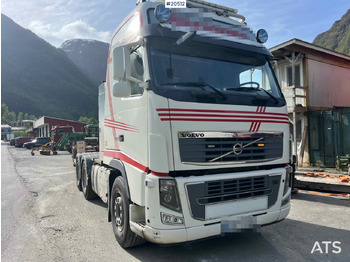 Trattore stradale VOLVO FH16