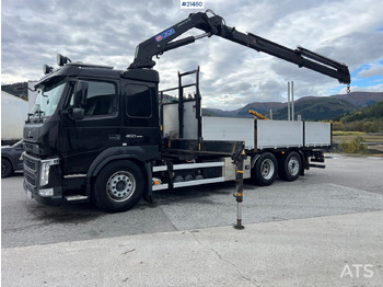 Camion con gru VOLVO FM 460