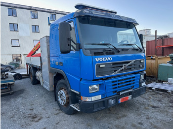 Autocarro con pianale/ Cassone fisso VOLVO FM7