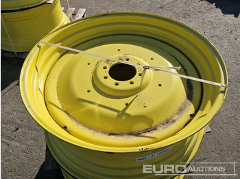 Pneumatico John Deere 15x38 Fixed Rear Rims, Center Bore: 152mm, Pitch Circle: 221mm, 8 Screw Holes (No.AL118365): foto 4