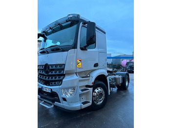 Trattore stradale MERCEDES-BENZ Arocs 1843