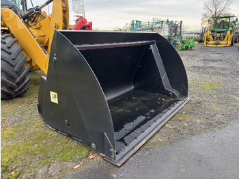 Caricatore frontale per trattori BRESSEL UND LADE