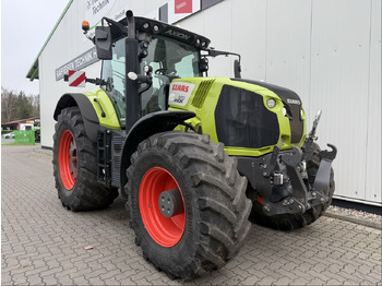 Trattore CLAAS Axion 870