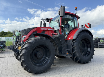 Trattore FENDT 724 Vario