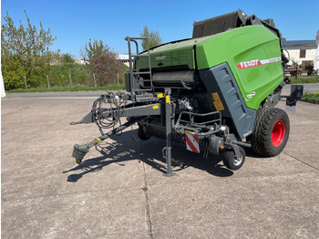 Macchina da fienagione FENDT